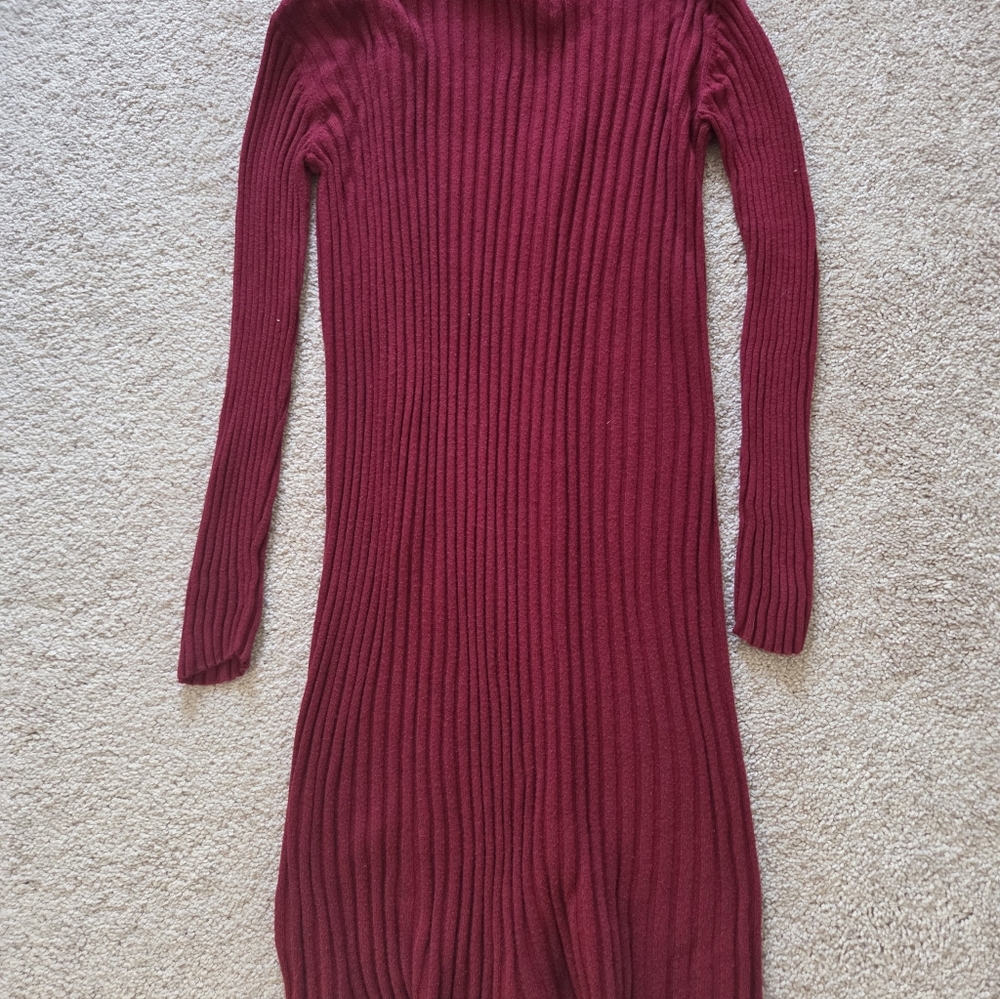 Long Ribbed Open Cardigan in Deep Red - Picture 4 of 4